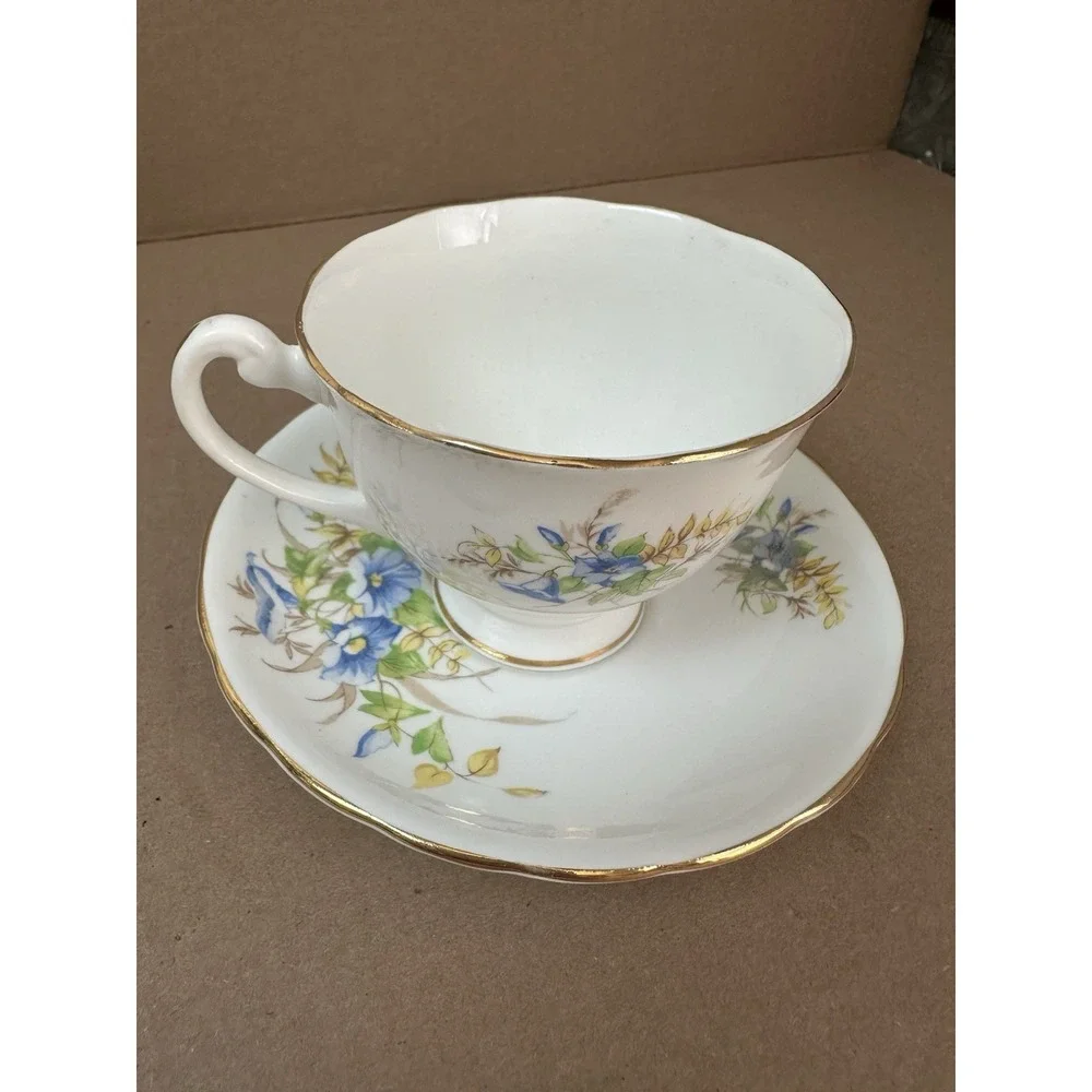 Clarence Bone China vintage clarence